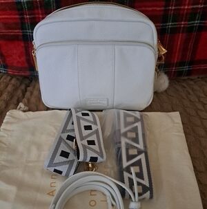 Pom Pom London Original Plus White Bag Like New 9x7x3.5